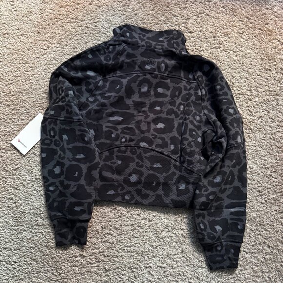 NWT lululemon Scuba Oversized Funnel-Neck Half Zip in Spray Leopard - Size M/L - Picture 4 of 10